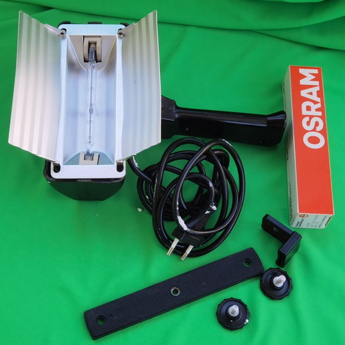 Focus halogen lamp movie light like new