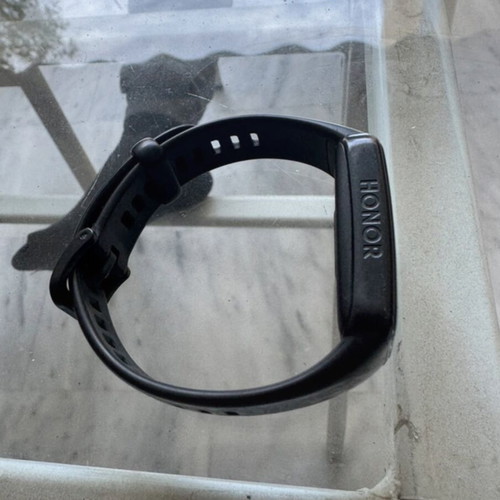 Honor Band 6 smart watch like new