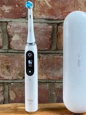 Oral-B iO Series 9 ηλεκτρική οδοντόβουρτσα σαν καινούργια