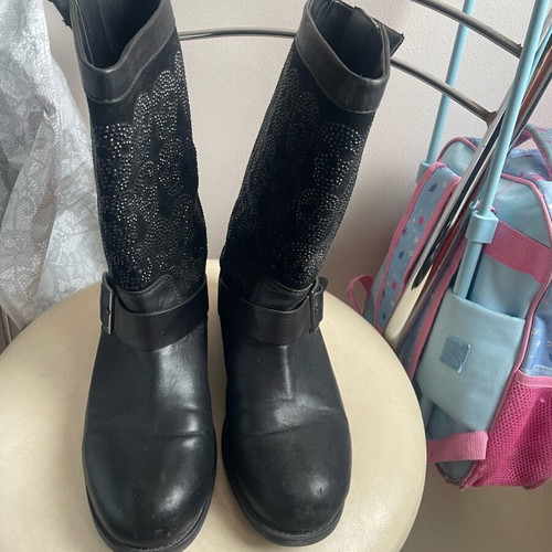 Ioannis leather boots used, size 39, black with rhinestones