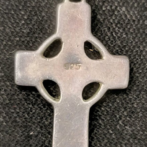 Silver cross vintage like new, 4.2g, .925