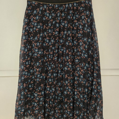 Pleated floral midi skirt like new, size small, colorful