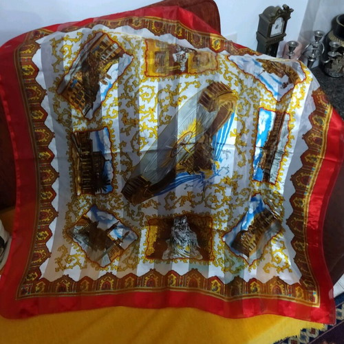Viscose scarf new from Rome, red 94x94 cm