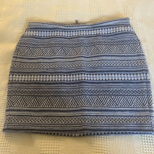 Mini skirt blue light blue tweed H&M like new, size 38