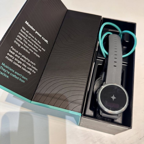 Soundbrenner Core 2 Vibrating Metronome Watch like new