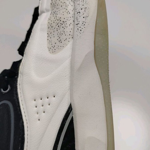 Zara athletic shoe used, size 31, black and white