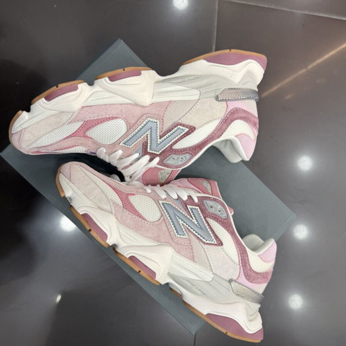 New Balance pink sneakers size 40