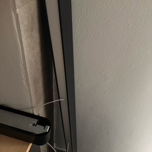 Smart ceiling lights like new, pack of 4 with free outdoor camera