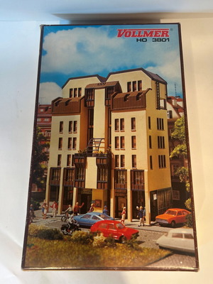 Vollmer Model kit Apartment house HO 3801 new plastic model