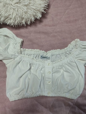 Baby top used, very good condition