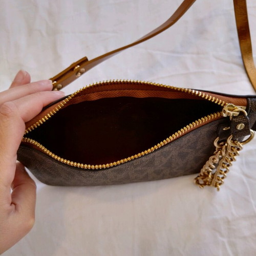 Michael Kors τσαντάκι μέσης σαν καινούργιο
