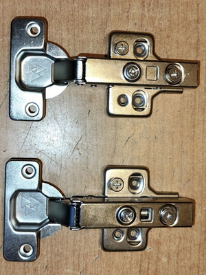 Μεντεσέδες 16mm με ρυθμιζόμενο τακάκι και ενσωματωμένο φρένο καινούργιοι