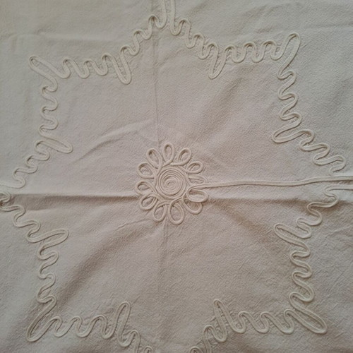 Traditional handmade kare 81×78, like new, white embroidered table linen