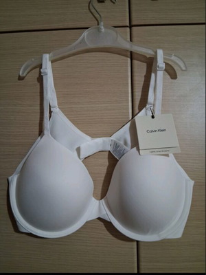 Γυναικείο λευκό σουτιέν Calvin Klein από τη σειρά Perfectly Fit ή Icon