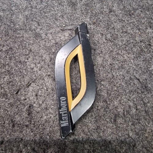 Marlboro collectible lighter like new