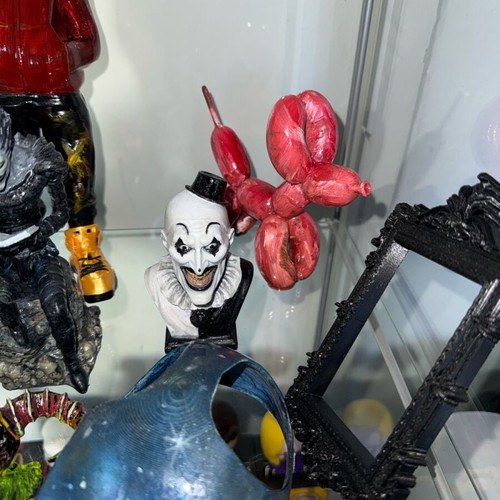 Collectible favorite figurines like new, Gollum, Daffy Duck, Terrifier, Harry Potter