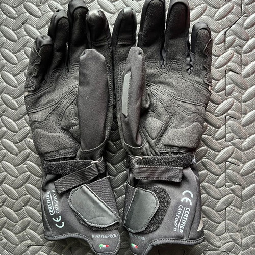 Dainese Tempest D-dry XS gloves like new