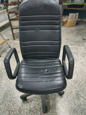 Office chair used, good condition