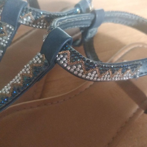 Sandals size 32 for girl used with shiny blue designs