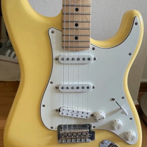 Fender Stratocaster 75th Anniversary electric guitar like new, Buttercream