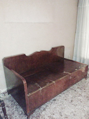 Divan chest used with storage space