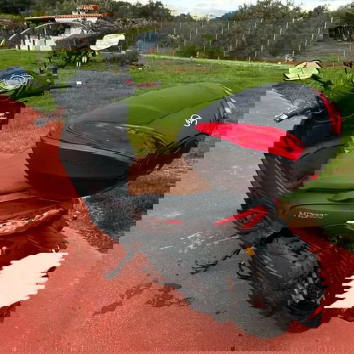 Sym HD 300 2020 σαν καινούργιο, σκούτερ με θύρα USB και αξεσουάρ