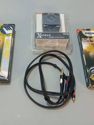 Proel midi καλώδια σετ και E-MU 2x2 USB midi interface καινούργιο