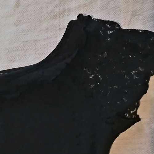 Black top with elastic lace and lining like new