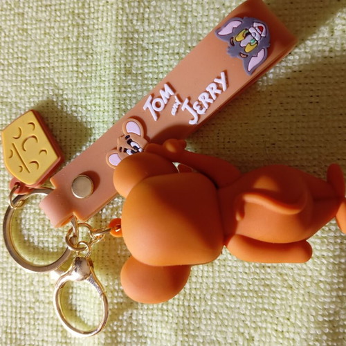 Tom and Jerry keychain new