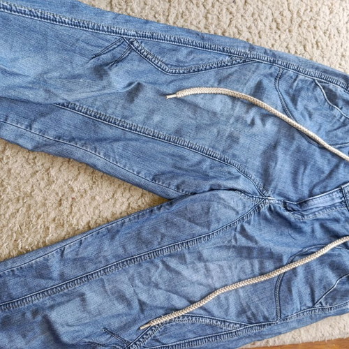 Attrattivo jeans size 36 like new, blue without damages