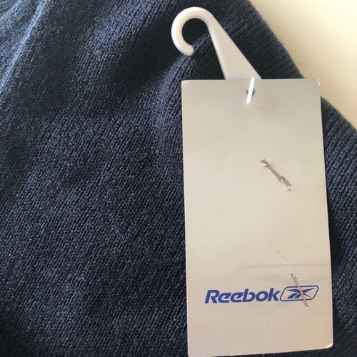 Reebok knitted scarf dark blue new with embroidered logo