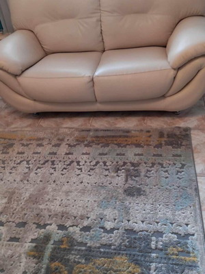 Leather sofa like new with two two-seaters and one single seat