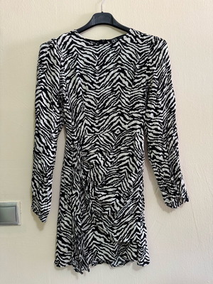 ZARA Animal Print Dress XS Like New