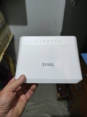 Zyxel modem like new with speed up to 200 Mbps