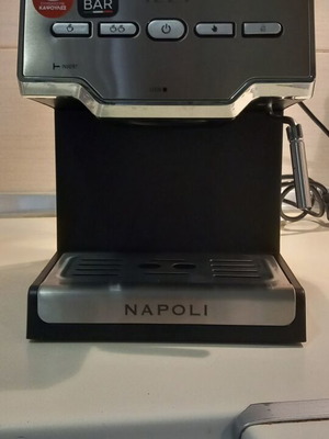 Izzy IZ-6011 Napoli Espresso Coffee Maker like new, 20 bar, 1.6L