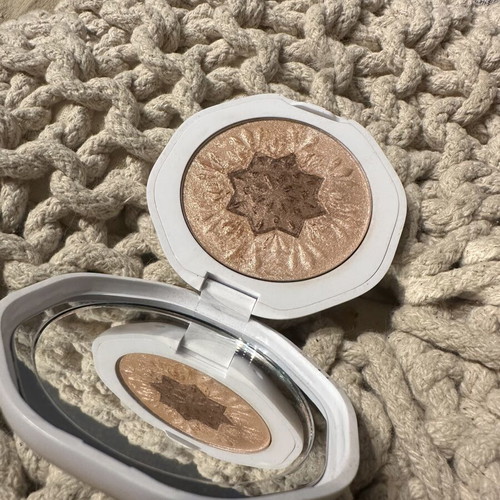 KIKO Multi Glow Highlighter like new