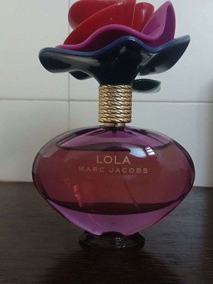 Marc Jacobs Lola Eau de Parfum 100ml like new