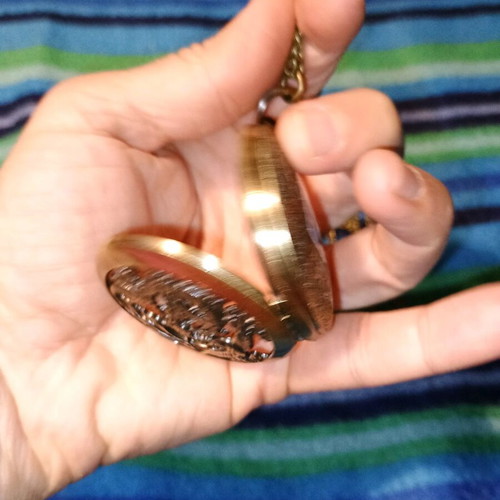 Unisex pocket watch new with dragon theme gold color