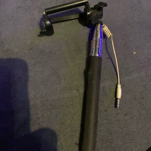 Selfie stick for mobile phone like new