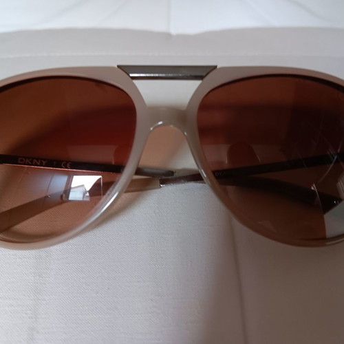 DKNY Sunglasses used, gradient lenses with case