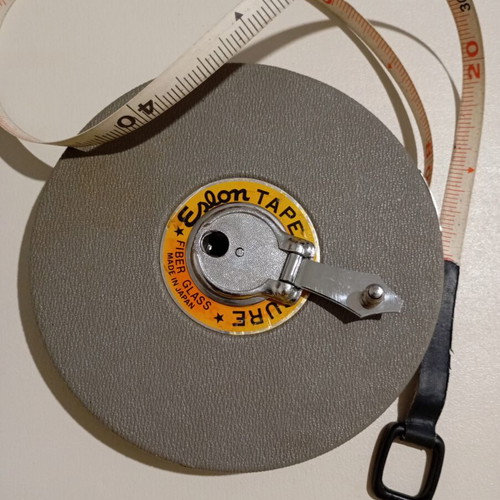 Professional Measuring Tape 30m like new, diameter 17cm