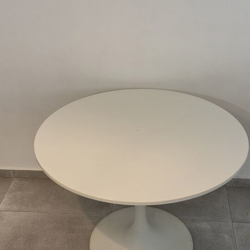 Tulip Style round table Ø105 cm, minimal design