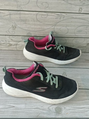 Skechers women's sneakers like new, size 37.5, multicolor