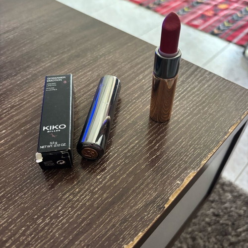Kiko lipstick red like new
