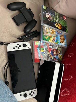 Nintendo Switch OLED σαν καινούργιο, πολύ λίγο δουλεμένο, χωρίς το παιχνίδι Animal Crossing