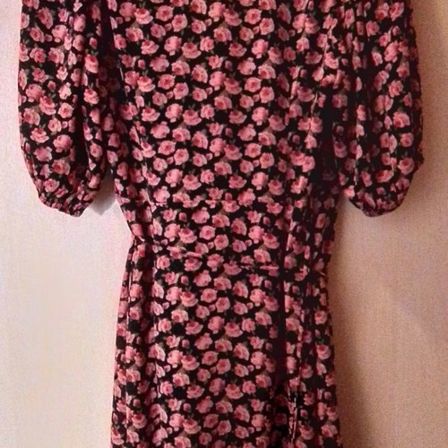Wrap dress with flowers Vera & Lucy new, short