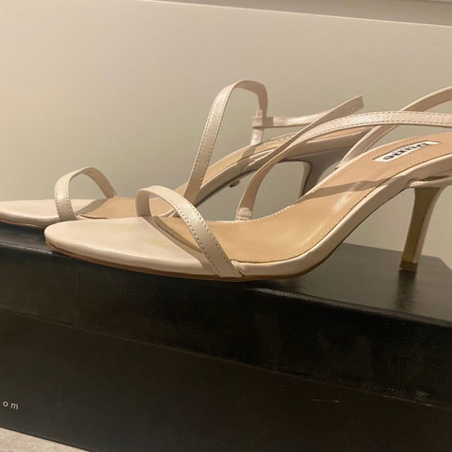 Dune London women's leather sandal used, beige, size 39, 4 cm heel