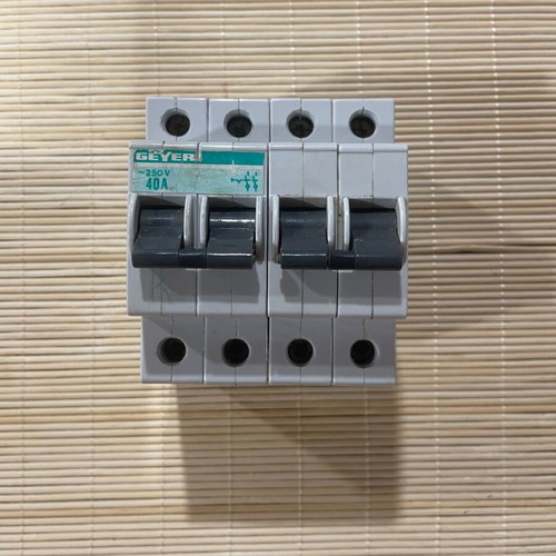 Kitchen water heater fuses like new, 2 pieces 250V