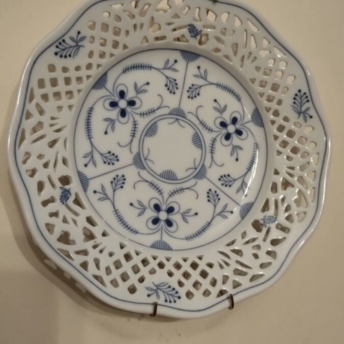 Porcelain wall decoration plate set