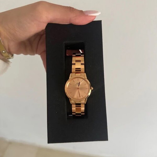 Daniel Wellington watch gold new authentic